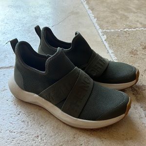Athletic northface shoes